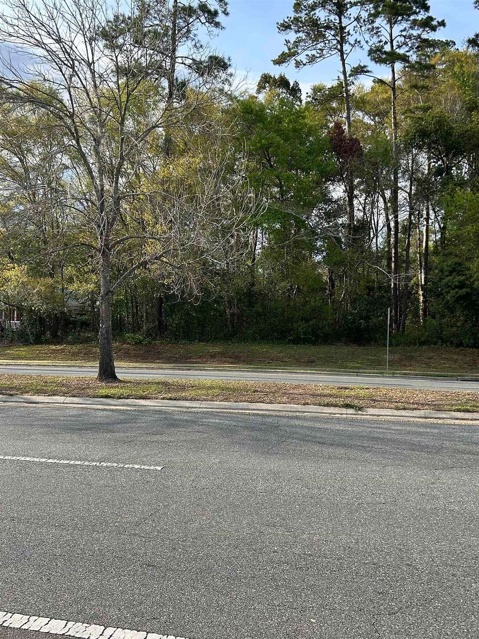 0.33 Acres of Residential Land for Sale in Tallahassee, Florida