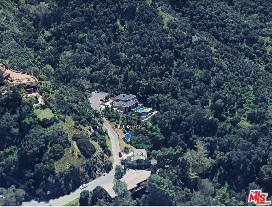 0.18 Acres of Residential Land for Sale in Glendale, California