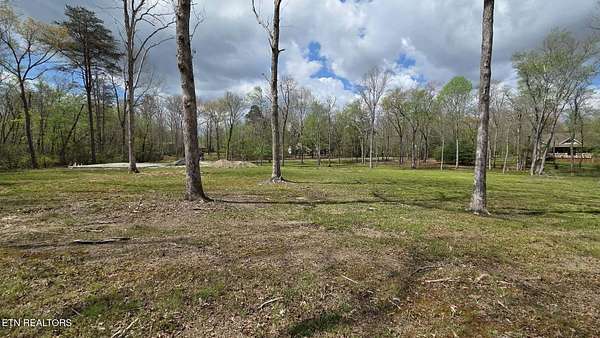 1.89 Acres of Residential Land for Sale in Crossville, Tennessee