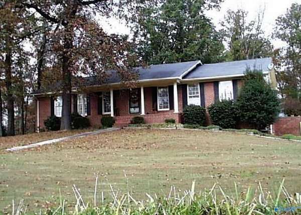 14 Acres of Land with Home for Sale in Vinemont, Alabama