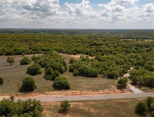 5 Acres of Residential Land for Sale in Nocona, Texas