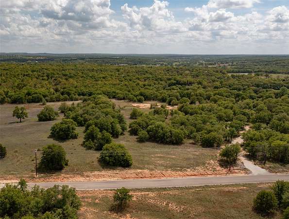5 Acres of Residential Land for Sale in Nocona, Texas