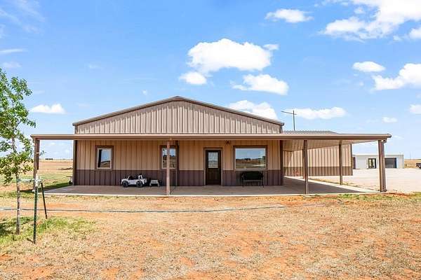 5 Acres of Land with Home for Sale in Seminole, Texas