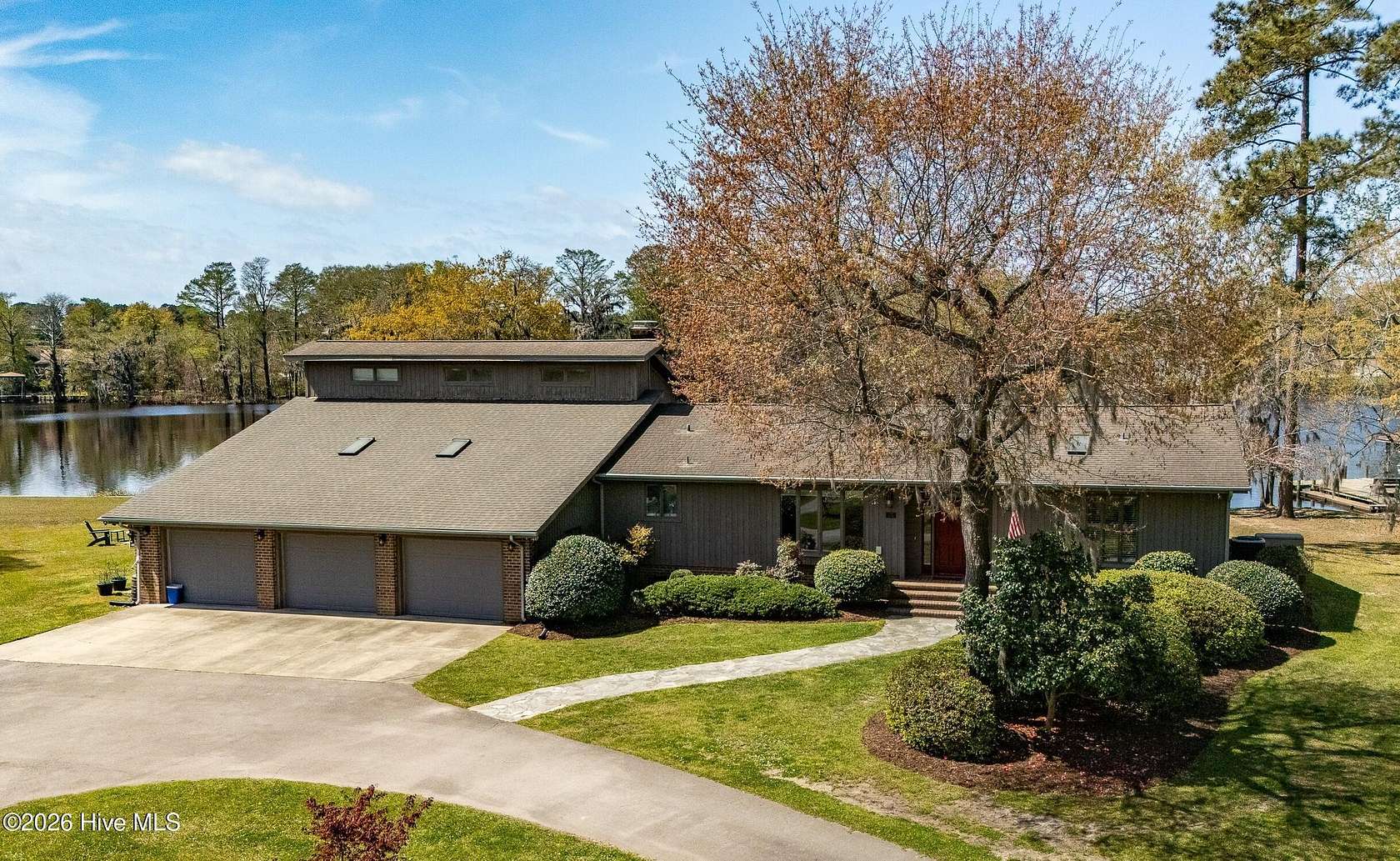 2.65 Acres of Land with Home for Sale in New Bern, North Carolina