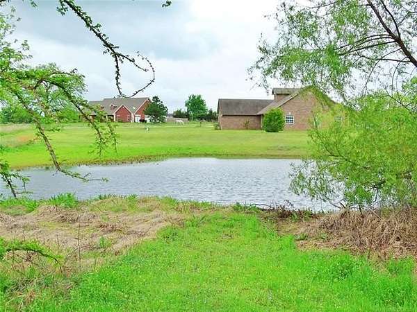 5.65 Acres of Land with Home for Sale in Ardmore, Oklahoma