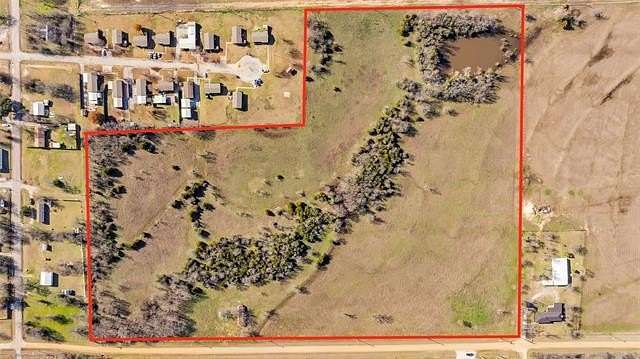 25.6 Acres of Recreational & Residential Land for Sale in Marietta, Oklahoma