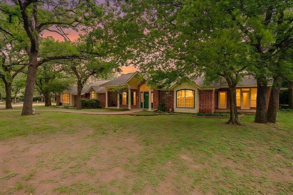 2.24 Acres of Land with Home for Sale in Arlington, Texas