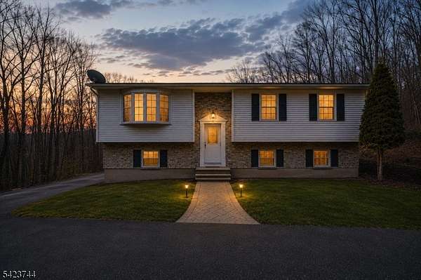 2.6 Acres of Land with Home for Sale in Stillwater Township, New Jersey