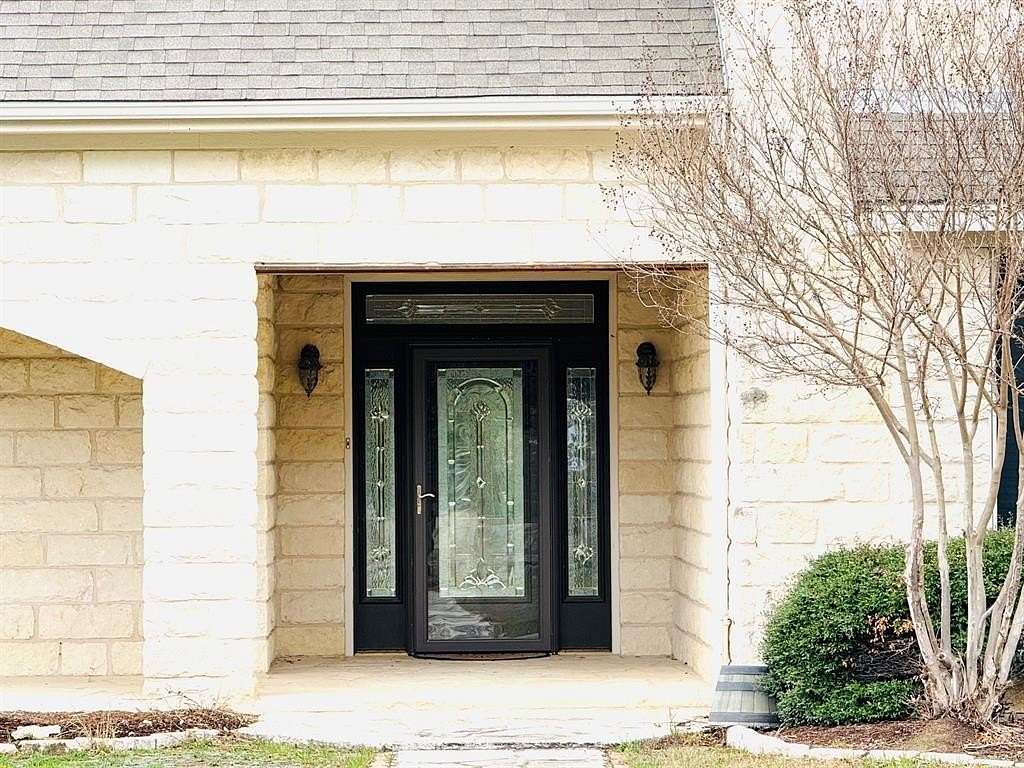 57.6 Acres of Land with Home for Sale in Gatesville, Texas