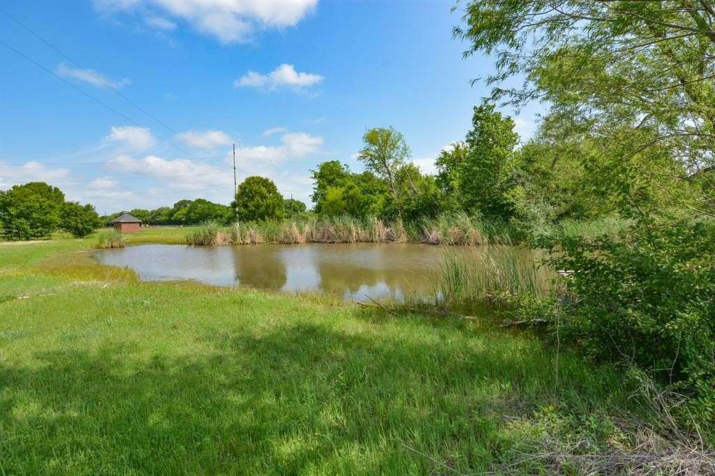 5 Acres of Residential Land for Sale in Granbury, Texas