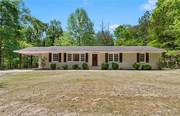 4.72 Acres of Land with Home for Sale in Fayette, Alabama