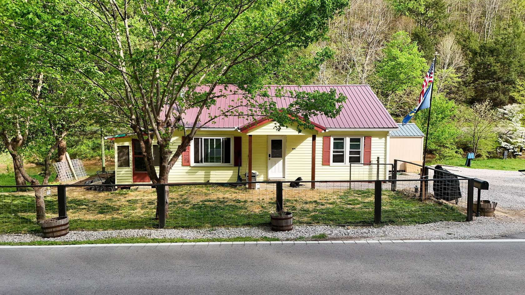 25 Acres of Agricultural Land with Home for Sale in Woollum, Kentucky