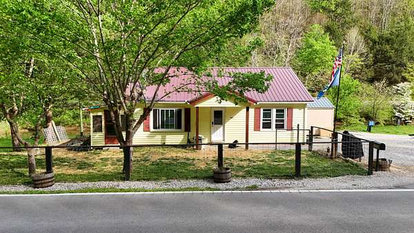 25 Acres of Agricultural Land with Home for Sale in Woollum, Kentucky