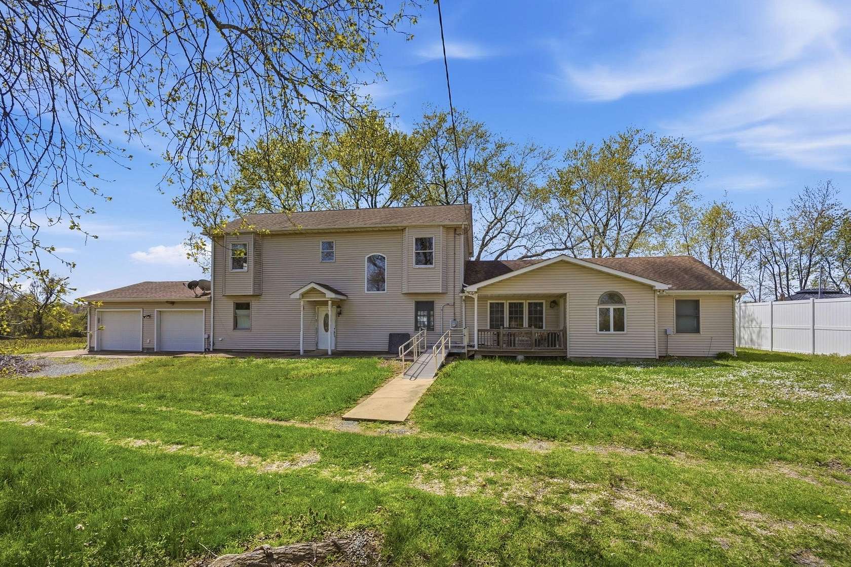 27.1 Acres of Recreational Land with Home for Sale in Rock Hall, Maryland