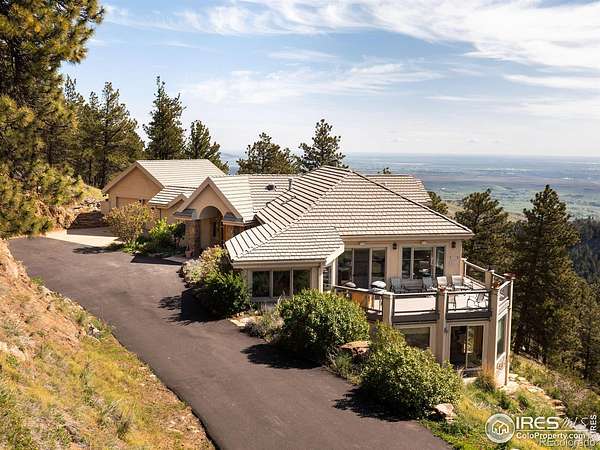 29 Acres of Recreational Land with Home for Sale in Boulder, Colorado