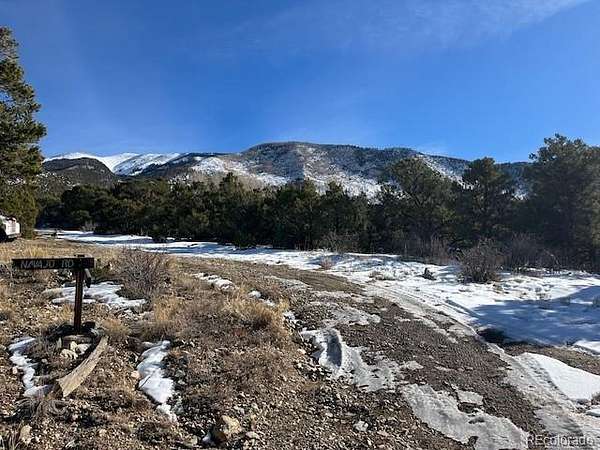 1.42 Acres of Residential Land for Sale in Mosca, Colorado