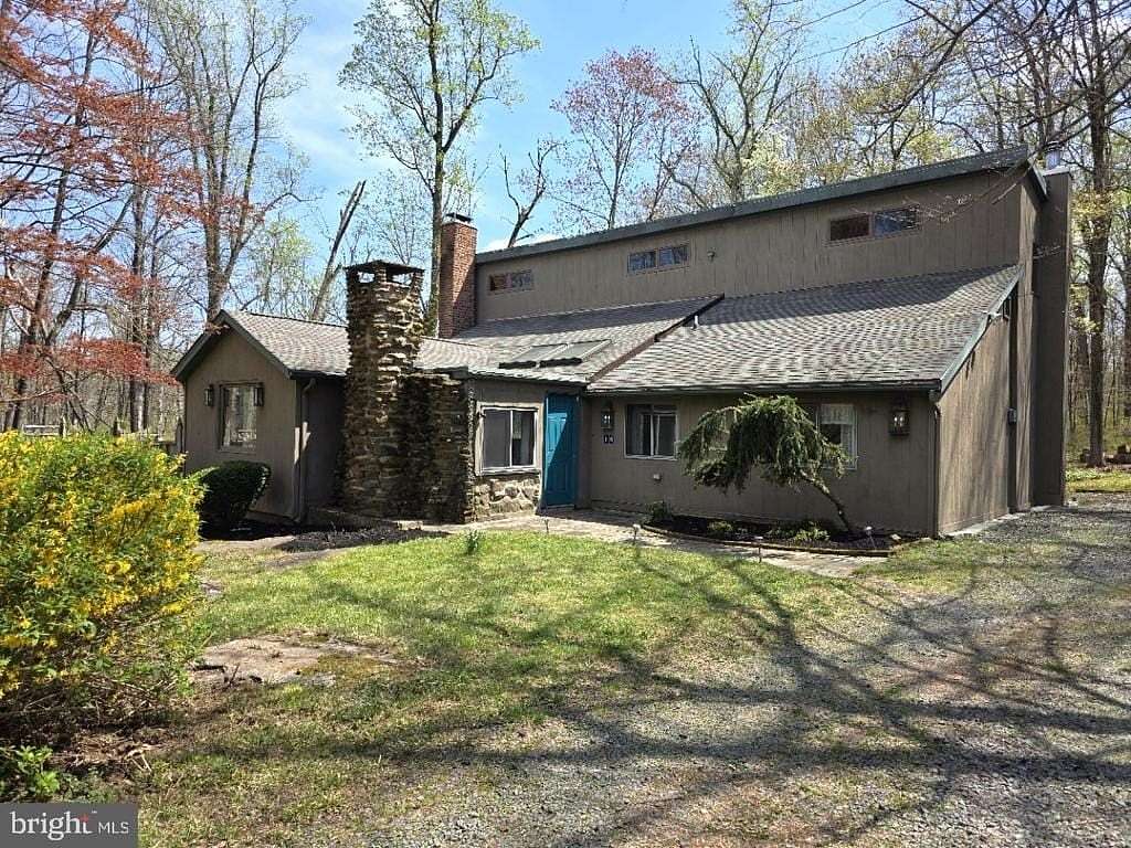 3 Acres of Land with Home for Sale in Hopewell, New Jersey