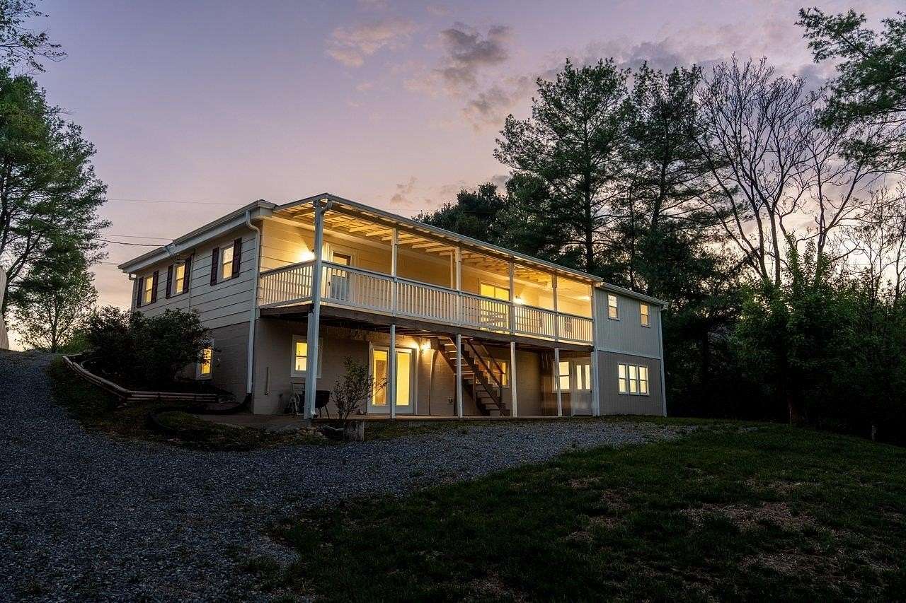 1.76 Acres of Land with Home for Sale in Shenandoah, Virginia