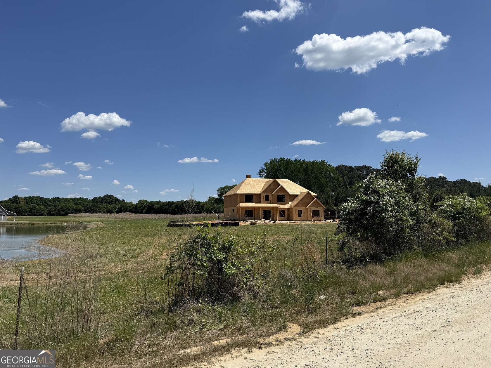 3.53 Acres of Land with Home for Sale in Williamson, Georgia