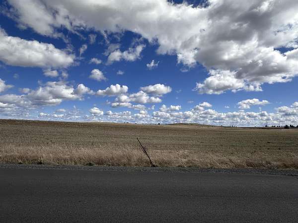 20.5 Acres of Mixed-Use Land for Sale in Medical Lake, Washington