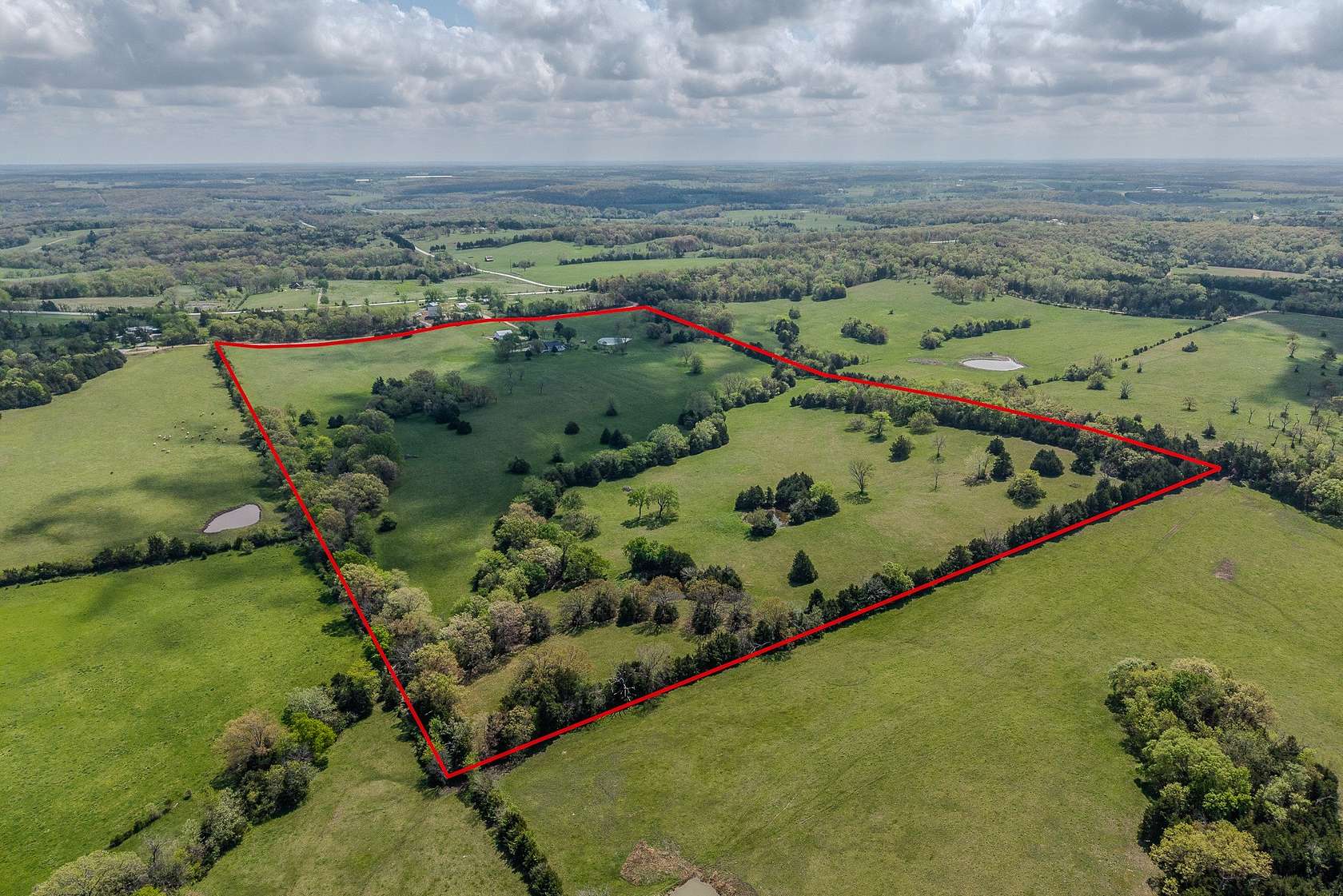 60 Acres of Recreational Land with Home for Sale in Warsaw, Missouri