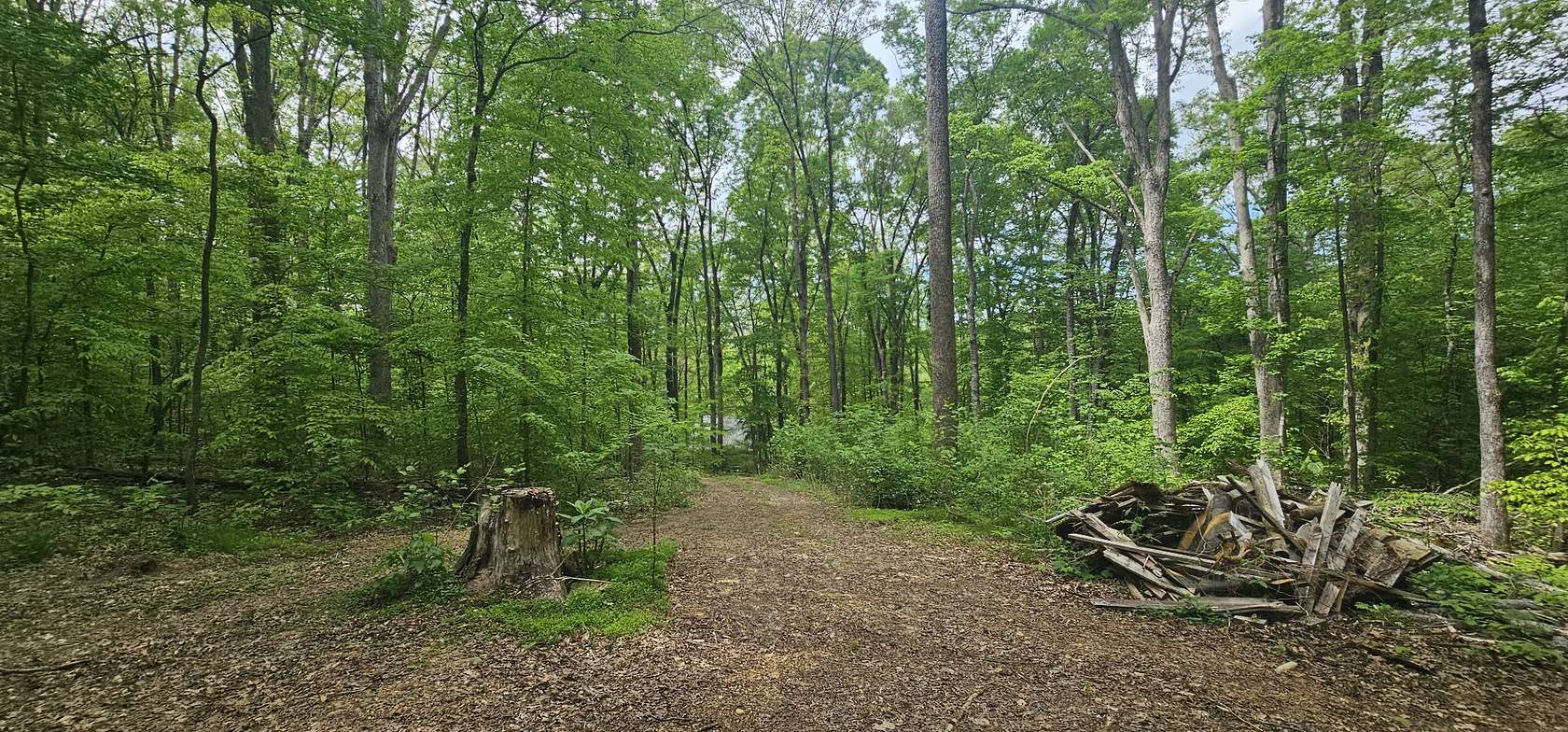 2.1 Acres of Residential Land for Sale in Stewart, Tennessee