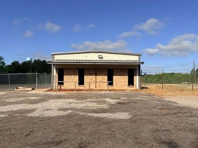 2.79 Acres of Commercial Land for Sale in Palestine, Texas