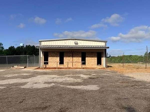 2.79 Acres of Commercial Land for Sale in Palestine, Texas