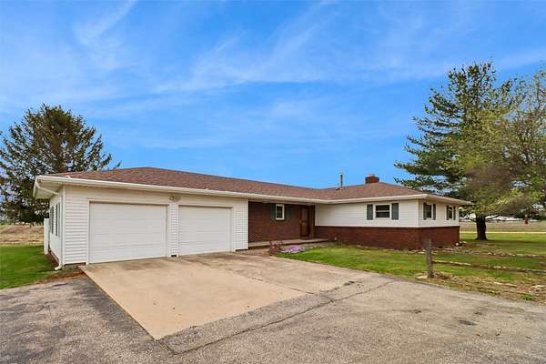 2 Acres of Land with Home for Sale in New Virginia, Iowa