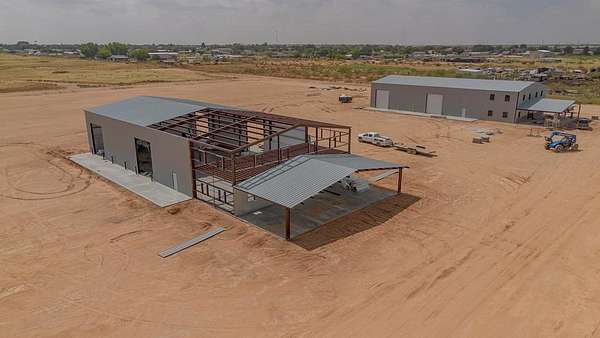 3.29 Acres of Improved Commercial Land for Sale in Andrews, Texas