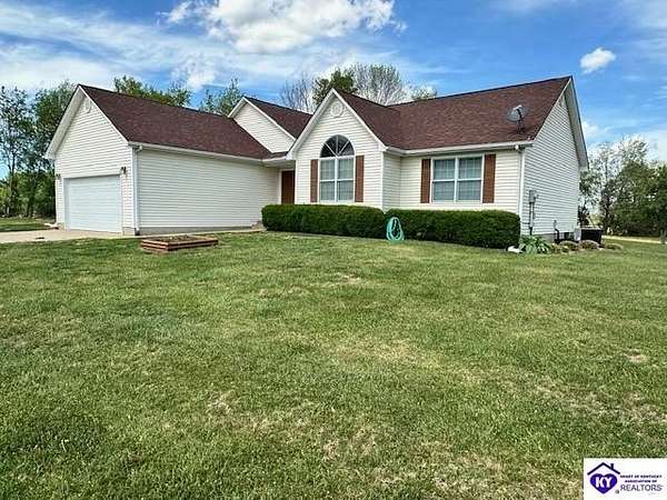 4.73 Acres of Land with Home for Sale in Vine Grove, Kentucky