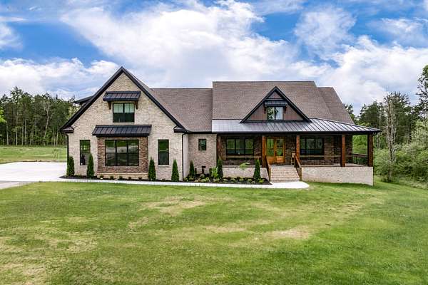 10.7 Acres of Land with Home for Sale in Spring Hill, Tennessee