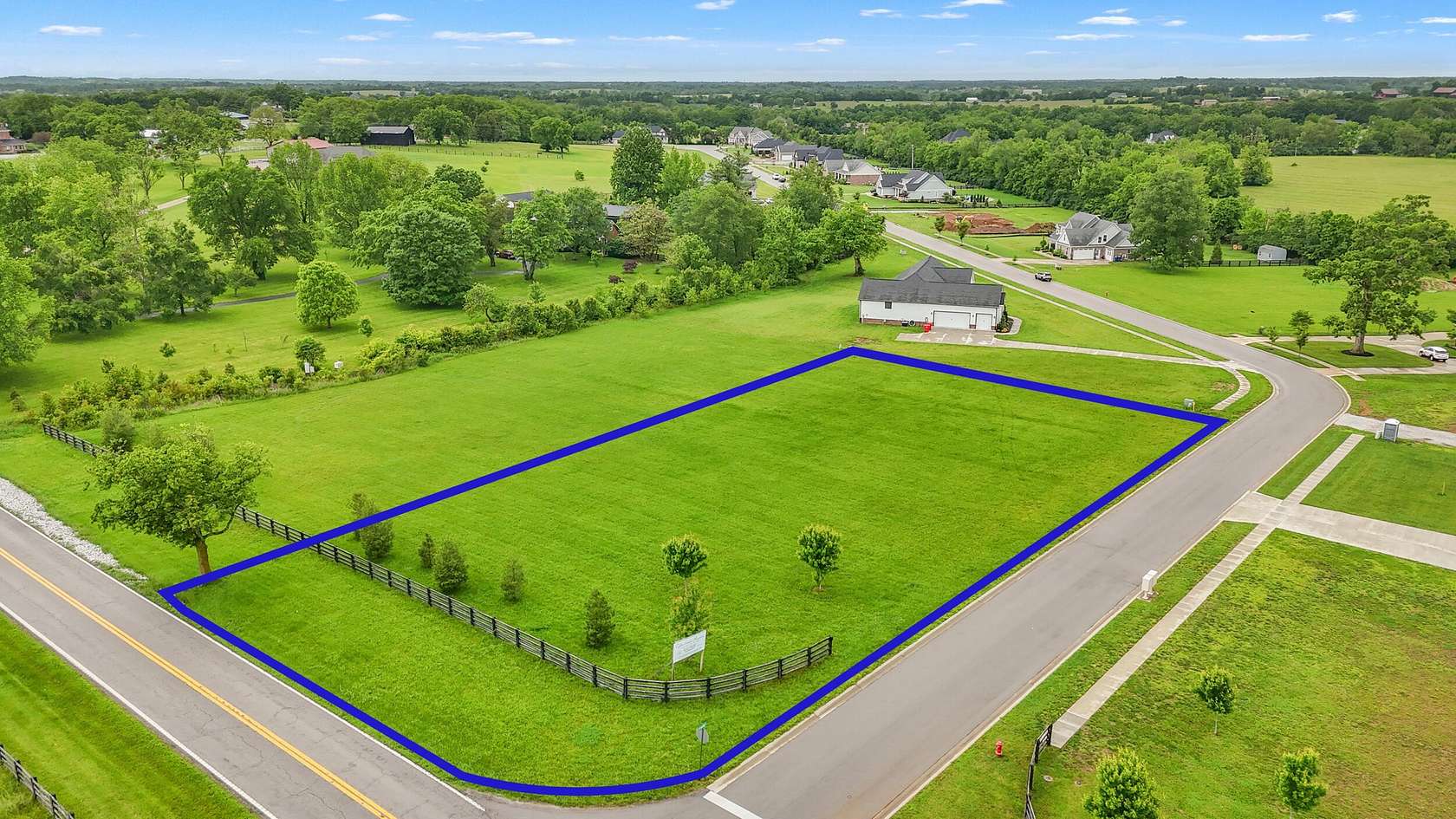 1.13 Acres of Residential Land for Sale in Wilmore, Kentucky