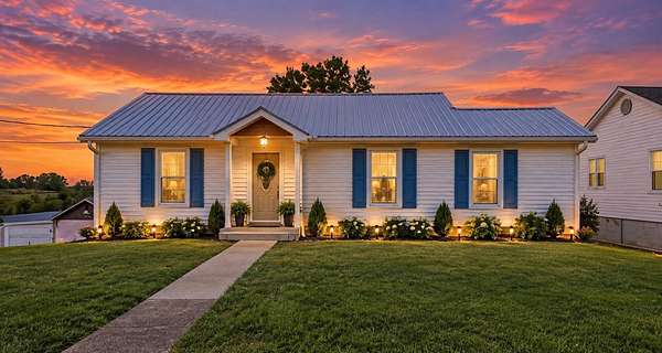 3 Acres of Land with Home for Sale in Harrodsburg, Kentucky