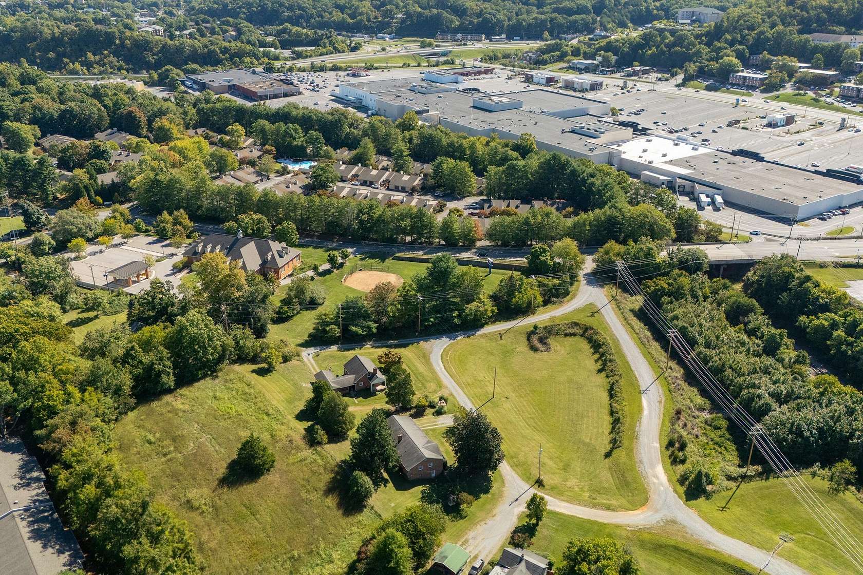 2.1 Acres of Mixed-Use Land for Sale in Roanoke, Virginia