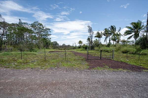3 Acres of Residential Land for Sale in Keaau, Hawaii