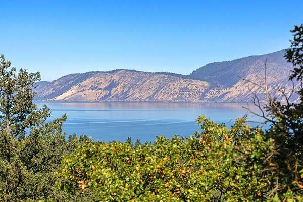 0.46 Acres of Residential Land for Sale in Klamath Falls, Oregon