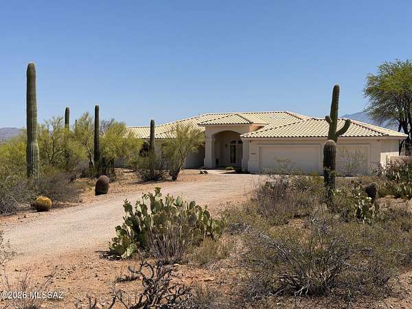 4 Acres of Land with Home for Sale in Tucson, Arizona