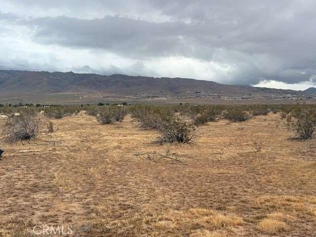20 Acres of Land for Sale in Apple Valley, California