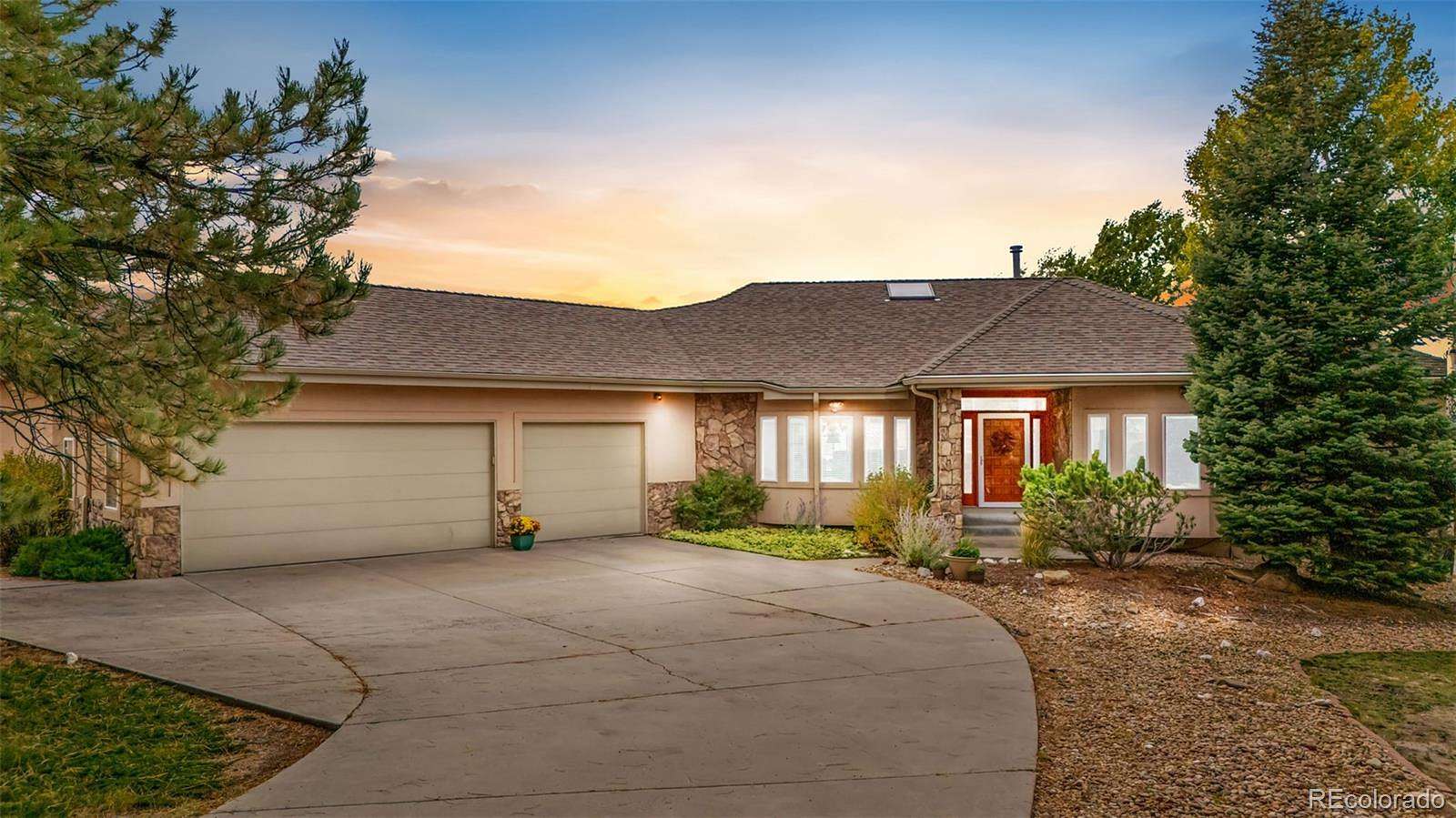 2.8 Acres of Land with Home for Sale in Castle Rock, Colorado