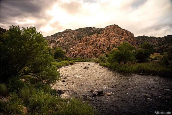 70 Acres of Land with Home for Sale in Cotopaxi, Colorado