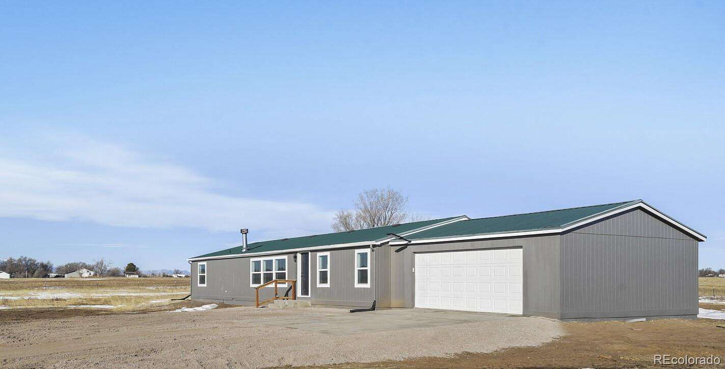 40 Acres of Land with Home for Sale in Calhan, Colorado