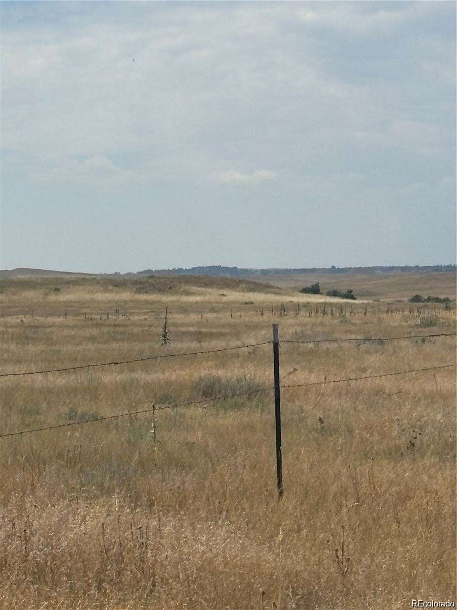 35 Acres of Land for Sale in Deer Trail, Colorado
