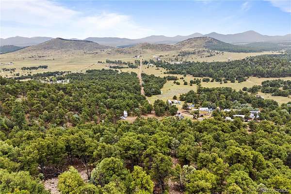 8 Acres of Land for Sale in Cotopaxi, Colorado