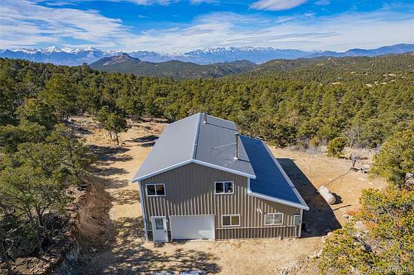 5.4 Acres of Land with Home for Sale in Cotopaxi, Colorado