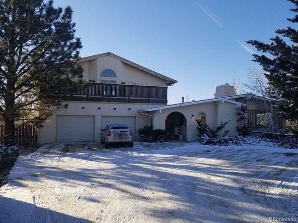 10 Acres of Land with Home for Sale in Longmont, Colorado