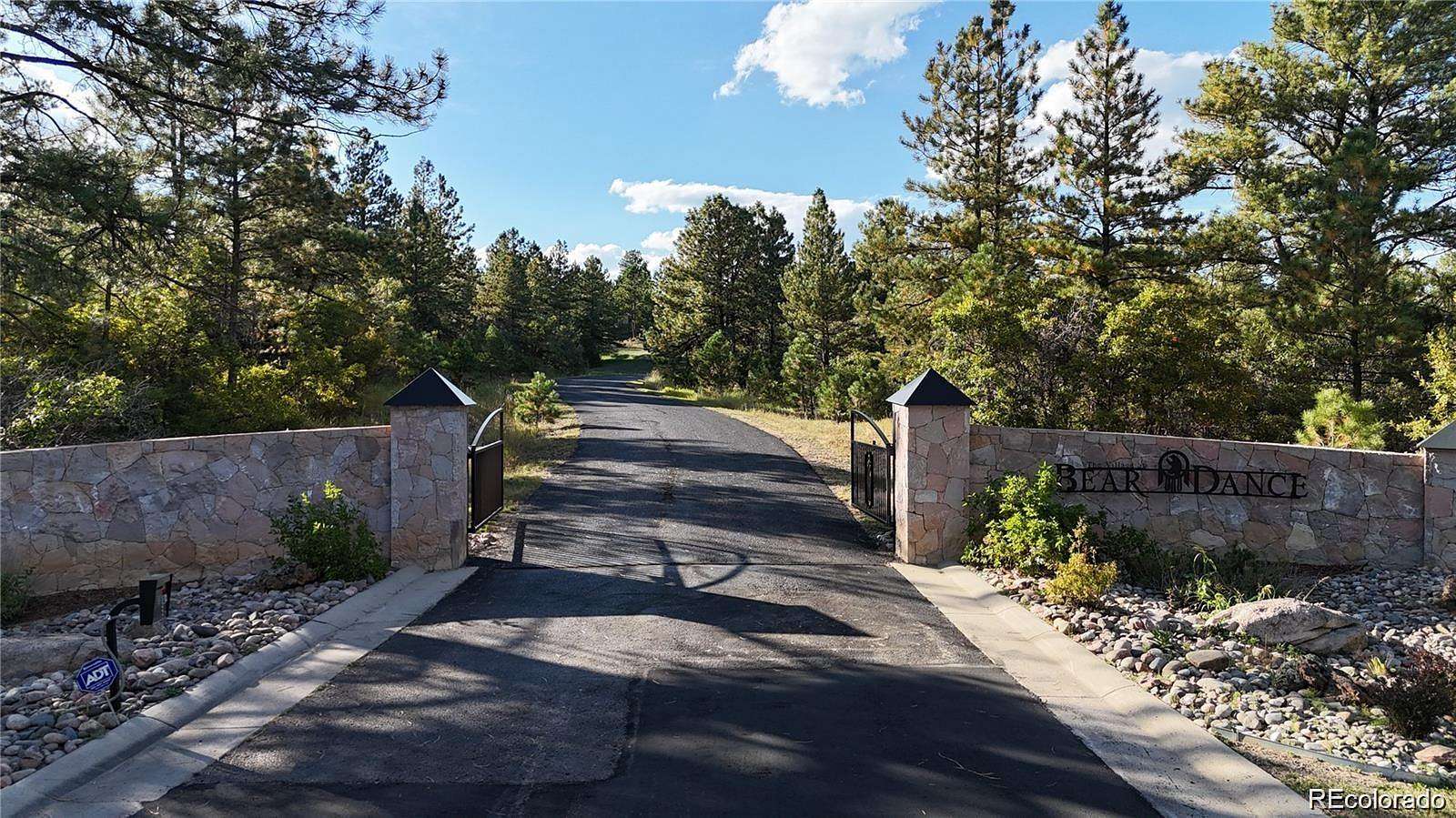 2.9 Acres of Land with Home for Sale in Larkspur, Colorado