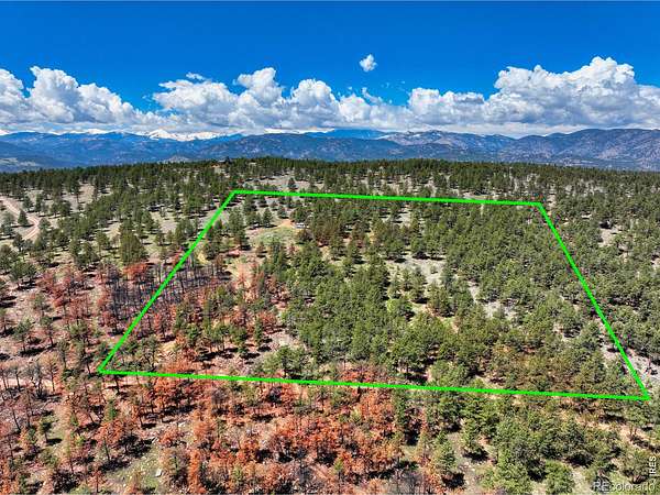 10 Acres of Land for Sale in Lyons, Colorado