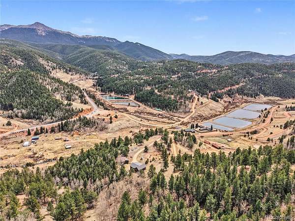 35 Acres of Land with Home for Sale in Divide, Colorado