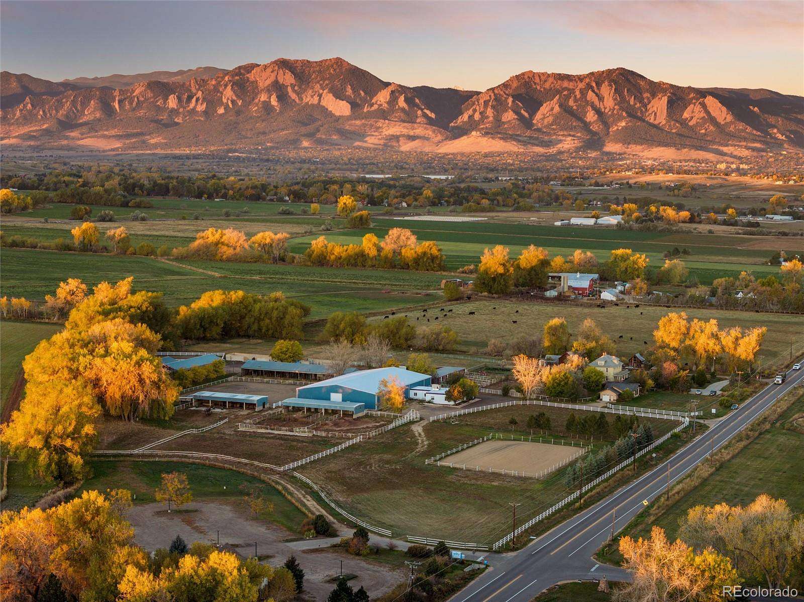 9.87 Acres of Land with Home for Sale in Boulder, Colorado